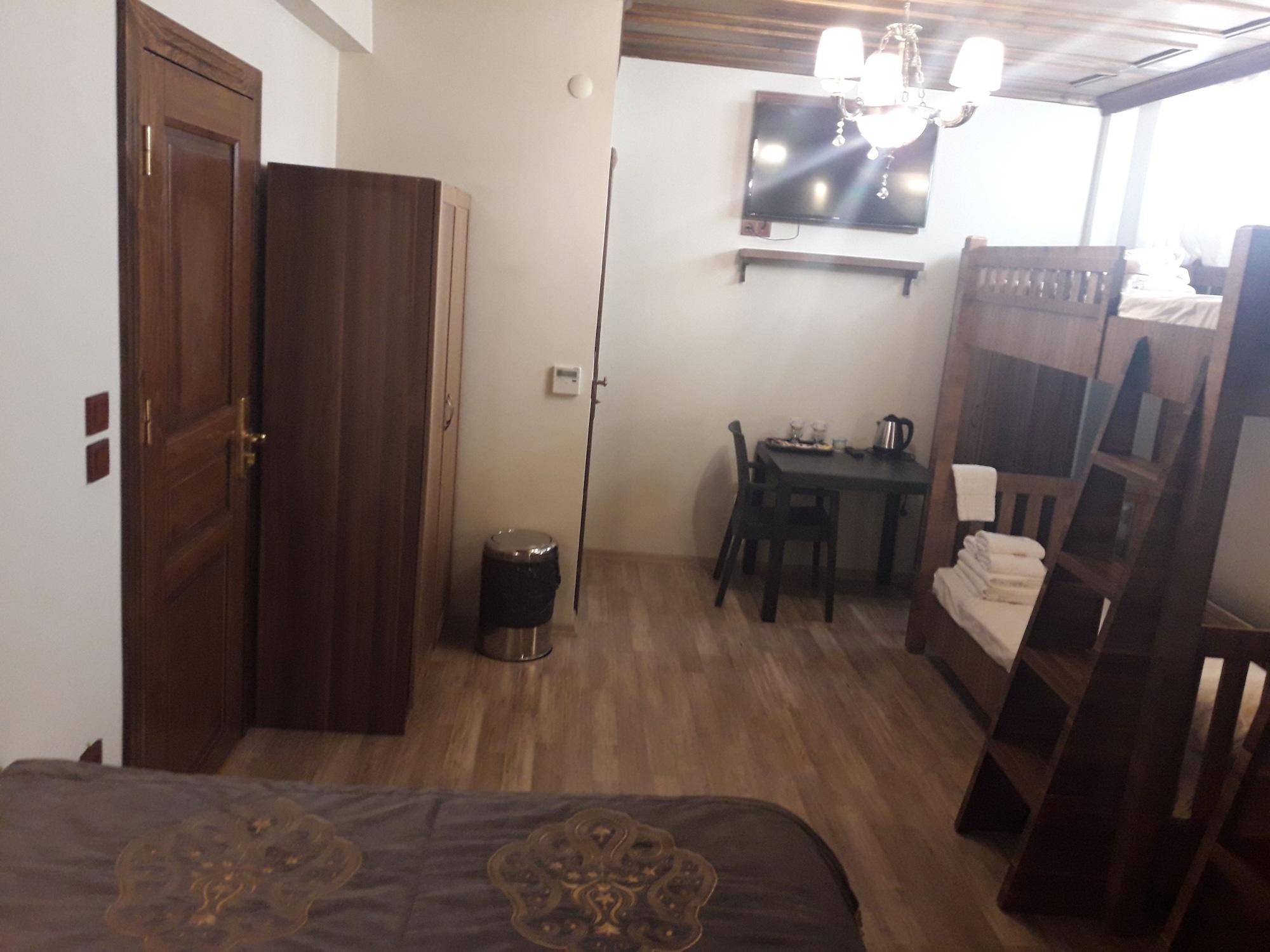 Ferman Hotel-special Category מלון איסטמבול